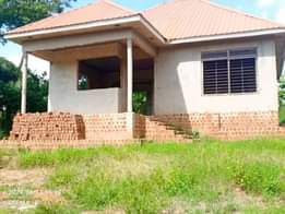 A picture of House for sale in bujjukko just 2km from tarmac having