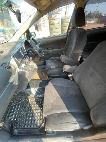 A picture of Toyota Wish