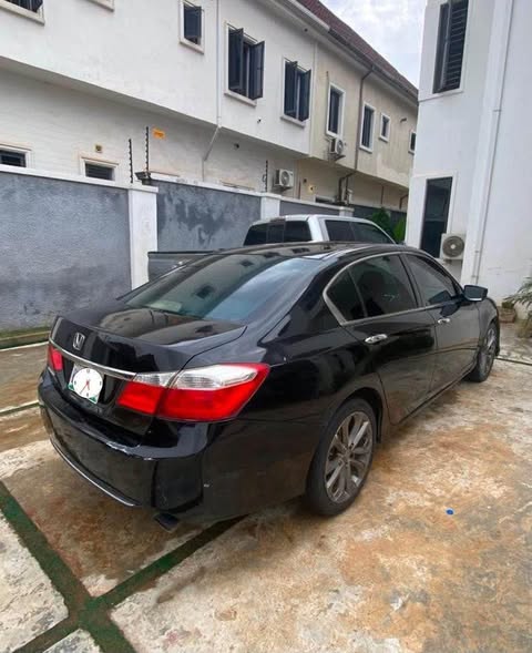 A picture of FAST NOW NOW DEALER S DEAL Sharp Honda Accord 2014