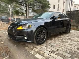 A picture of Lexus is250 2008