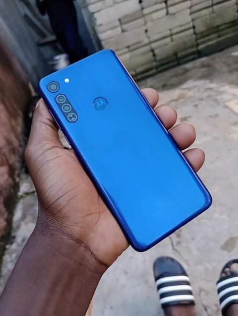 A picture of Motorola g8