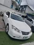 A picture of 2010 toks standard Lexus es350 l