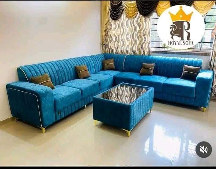 A picture of sofa mpya