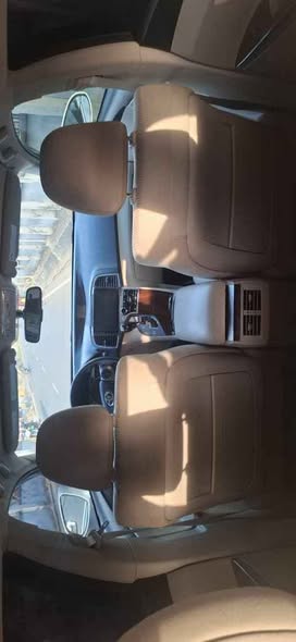 A picture of 2013 Venza