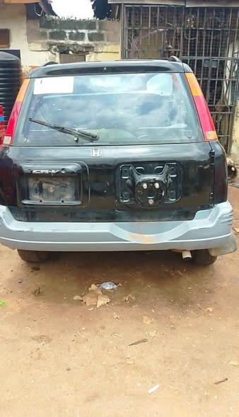 A picture of Honda CRV call directly no chat or WhatsApp