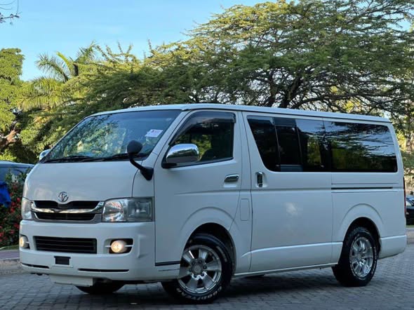 A picture of TOYOTA HIACE VAN SUPER GL SWEET PRICE 50 000 000