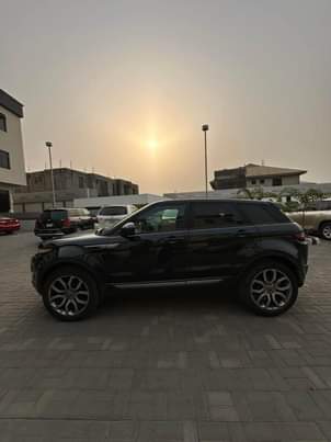 A picture of Car