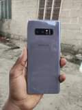 A picture of Samsung note 8