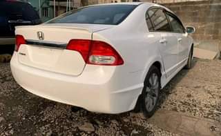 A picture of Brand HONDA Model CIVIC Year 2011 Transmission Automatic Price 1