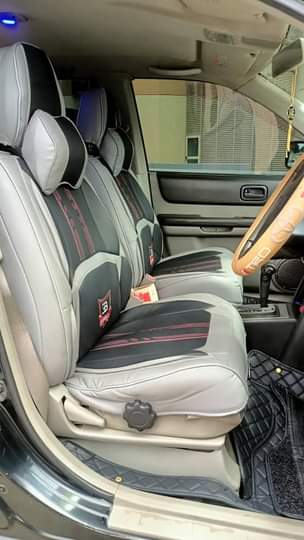 A picture of Nissan extrail