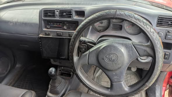 A picture of RAV4 old OLD MODEL Full file Full ac Eng 3s