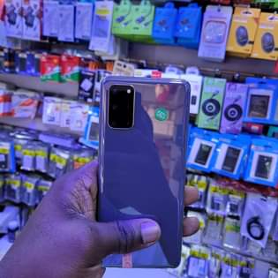 A picture of SAMSUNG GALAXY S20 5G 128GB STORAGE PRICE 780k