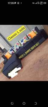 A picture of Sofa set