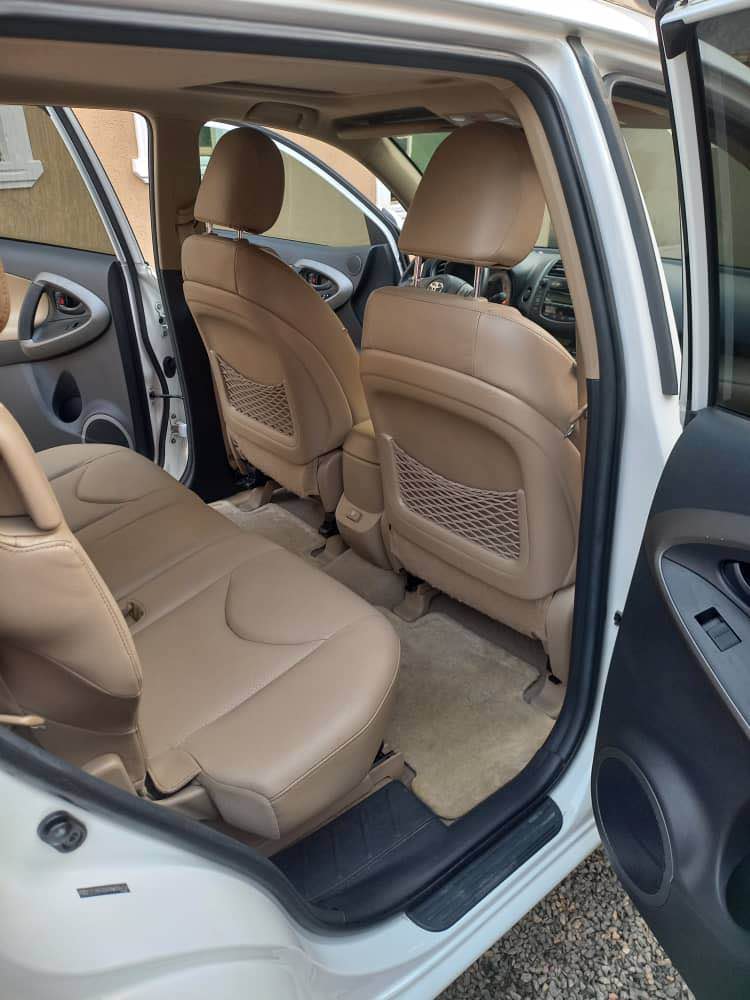 A picture of Toyota RAV4