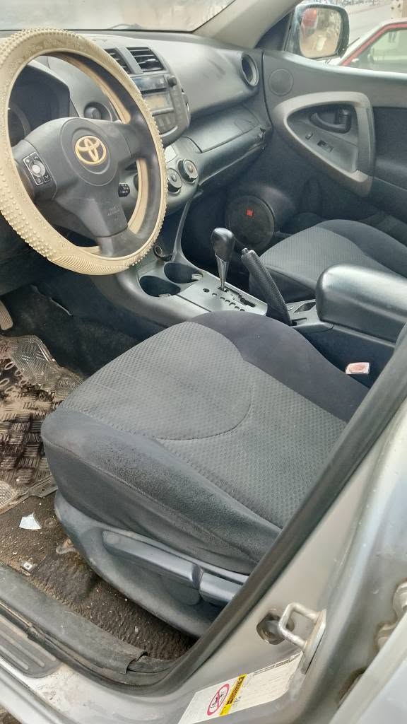 A picture of Toyota RAV4 2010