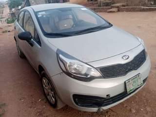 A picture of Kia Rio 2014 manual
