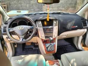 A picture of Very clean and sound Lexus Rx330 is available for sale