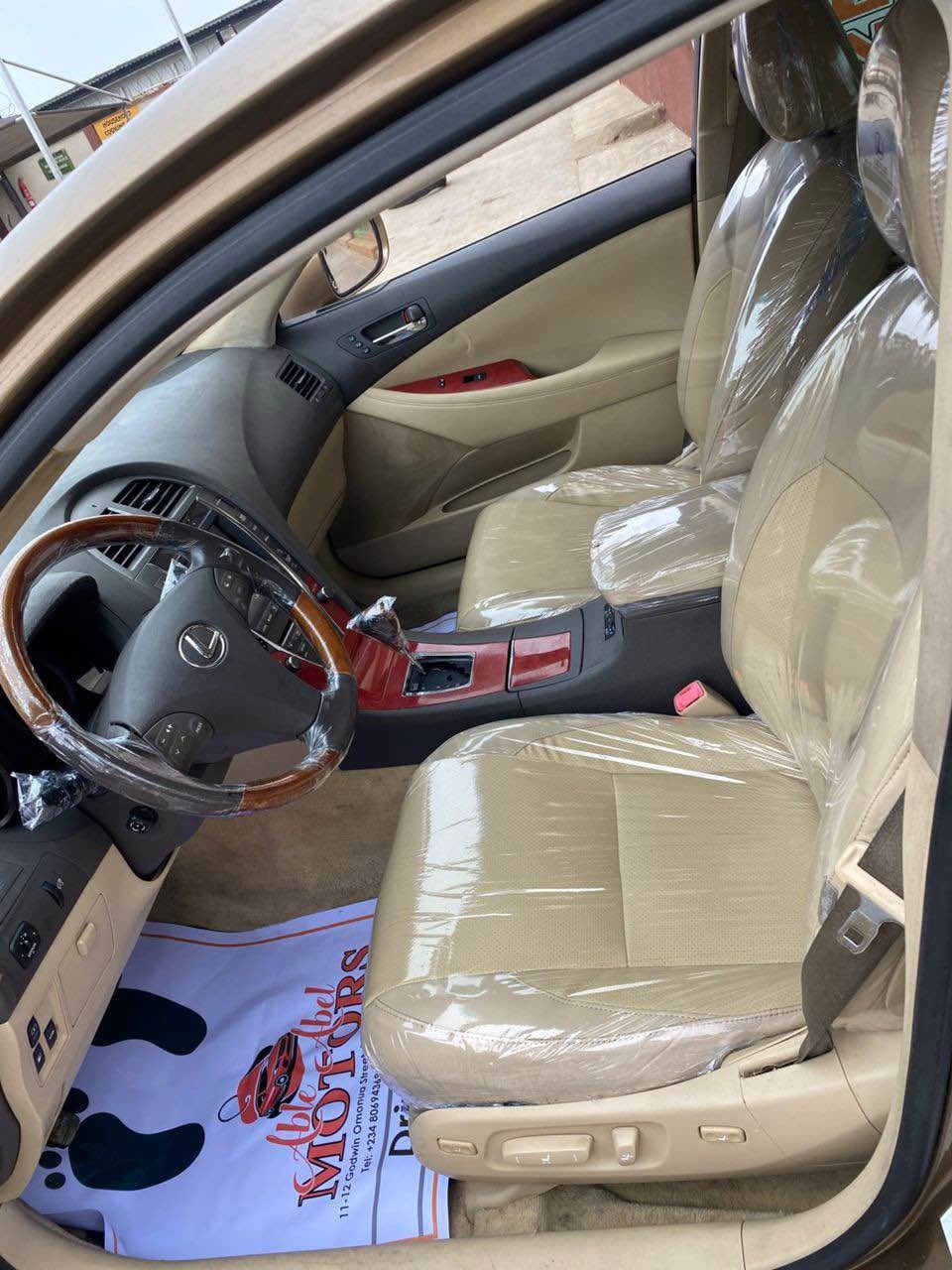 A picture of Toks Lexus ES350 2007 2008 model