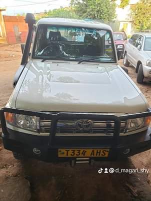 toyota land cruiser