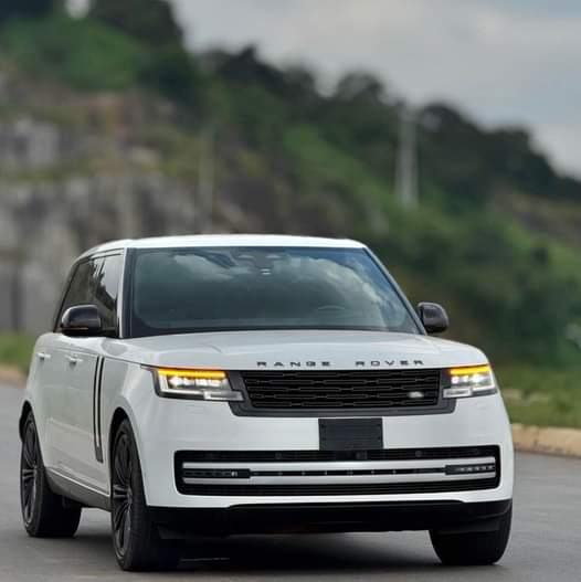 A picture of 2023 RANGE ROVER AUTOBIOGRAPHY