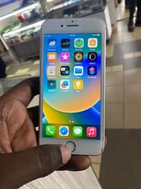 A picture of IPhone 8