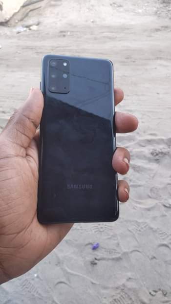 A picture of Samsung s20 plus 5g