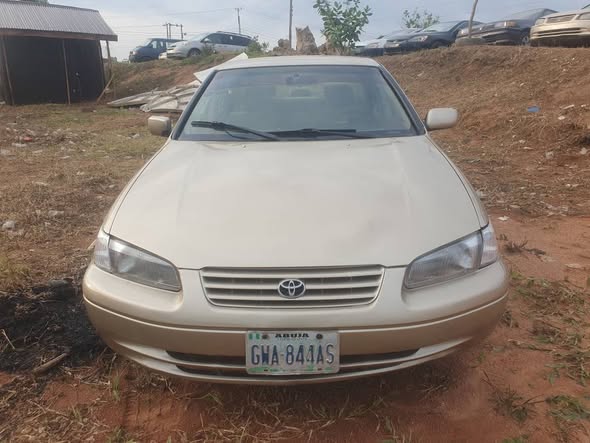 A picture of Extremely clean Toyota camry working perfectly with sound engine and