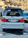 A picture of TOYOTA ALPHARD 2006 7