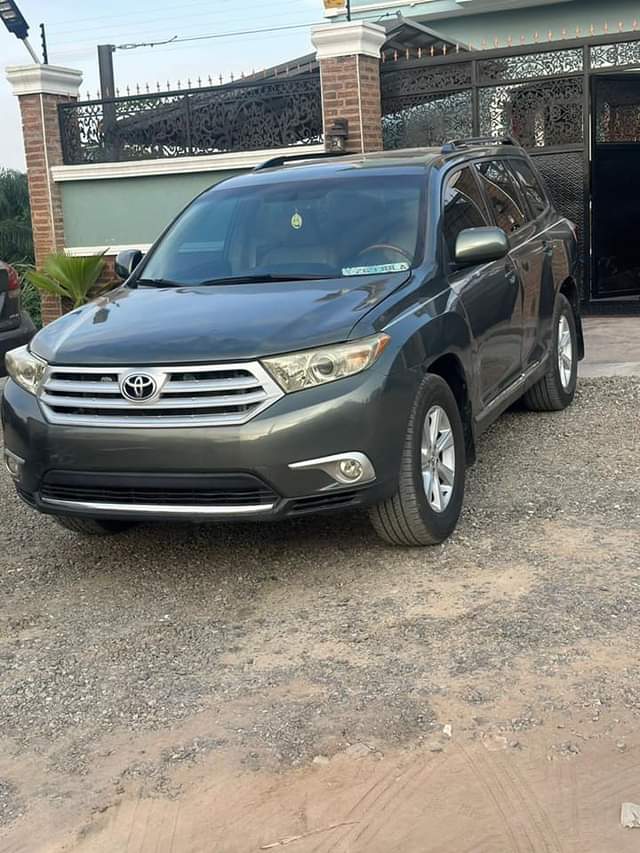 A picture of 2013 Toyota Highlander