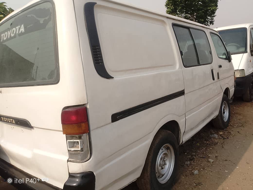 A picture of Toyota Hiace