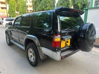 A picture of TOYOTA HILUX SURF OLD MODEL