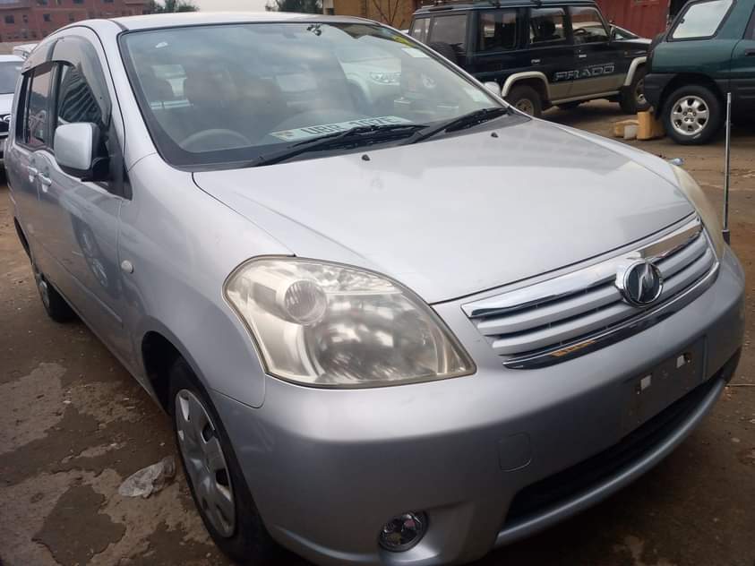 used toyota raum