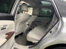 A picture of Reg 2010 Toyota Venza clean Title with panoramic roof reverse
