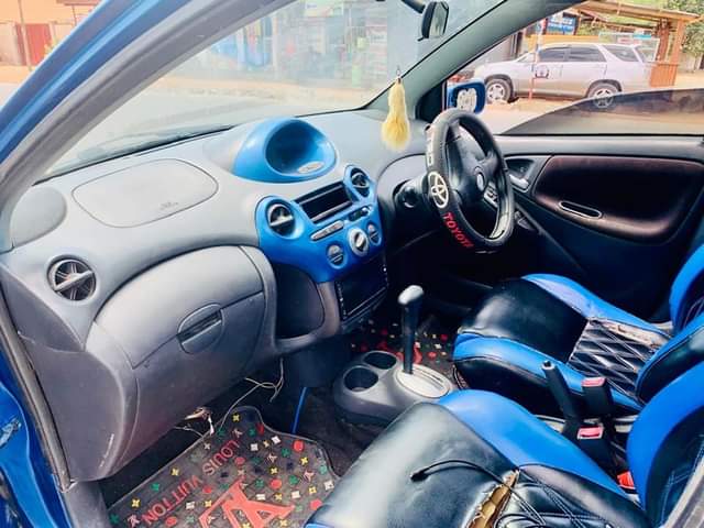 A picture of Vitz rs milion 5.8 Ipo mwanza Automatic Engine safi 0784857610
