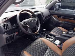 A picture of GX 470 upgraded To land cruiser 2012 With untouched v8