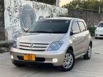 A picture of Toyota IST
