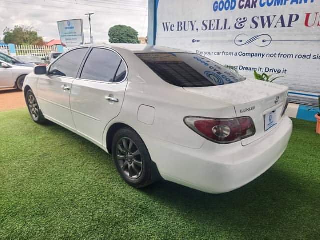 A picture of Lexus Es 330 available for sale at Ilorin Kwara State.