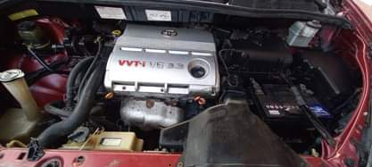 A picture of 2005 model Toyota sienna LE Tokumbo standard Year of entry