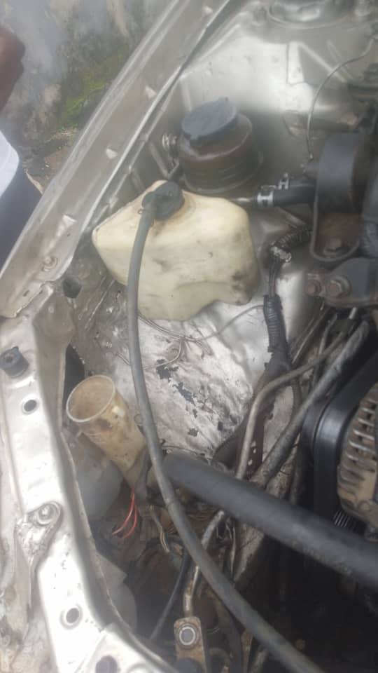 A picture of TOYOTA CAMRY