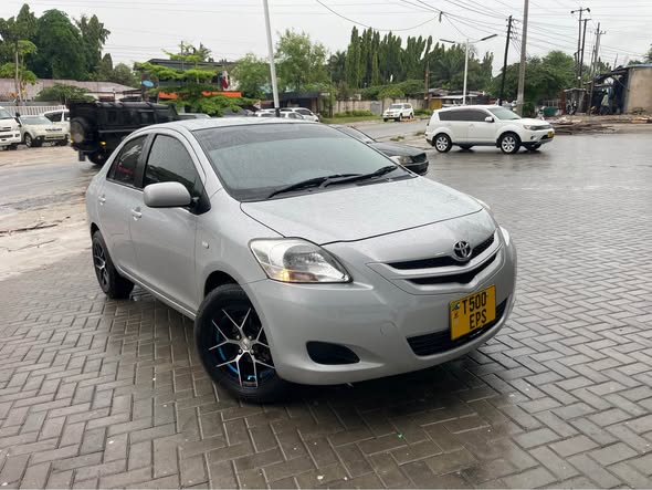 A picture of 2007 Toyota belta