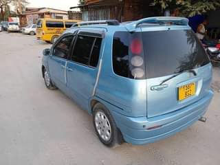 A picture of TOYOTA RAUM OLD