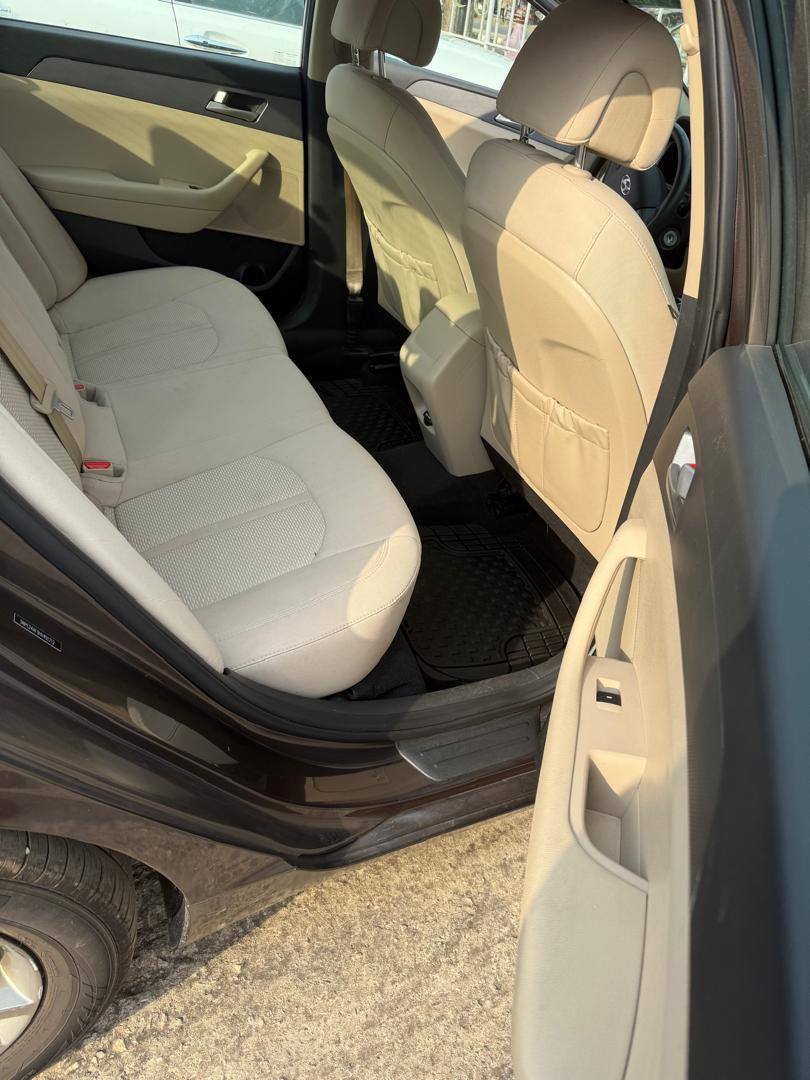 A picture of  Hyundai Sonata 2017 Bronze Tokunbo From USA 