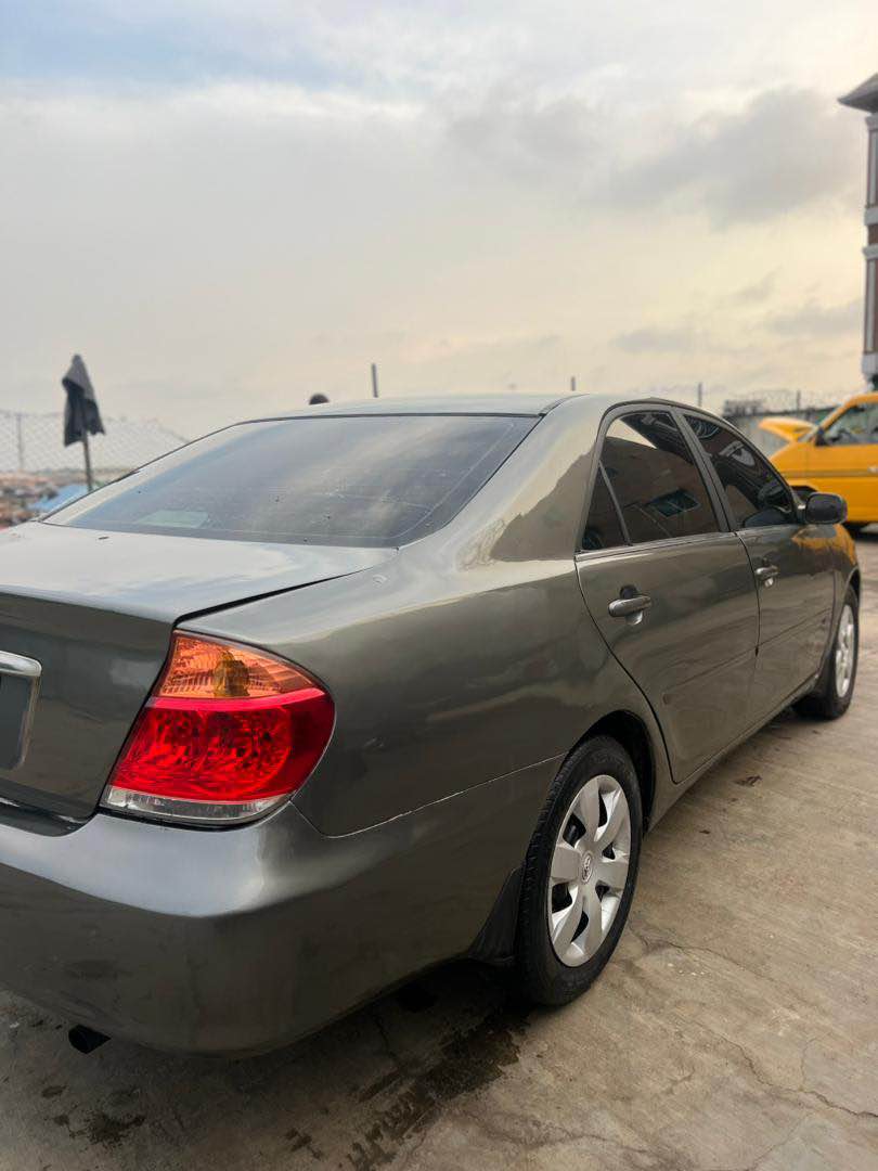 A picture of Toyota camry 2006