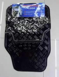 A picture of CAR CARPET