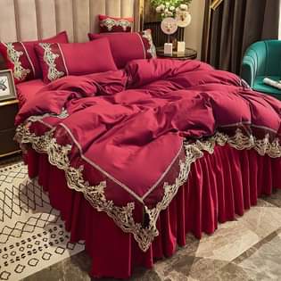 A picture of 6PCS LACE DUVETS 