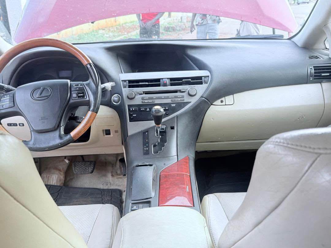 A picture of 2012 Rx 350