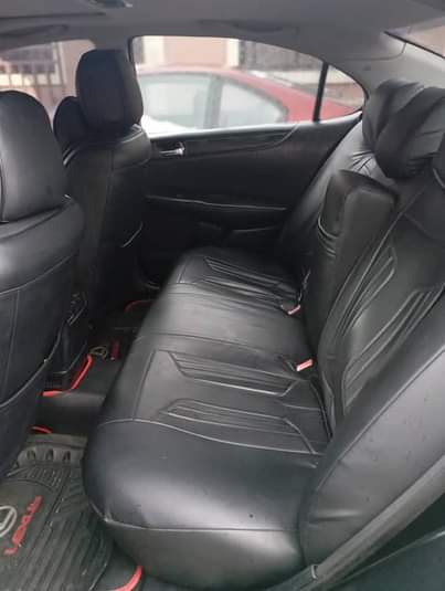A picture of Lexus ES330