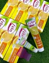 A picture of Usijinyowe na viwembe tumia hii lotion inatoa nywele