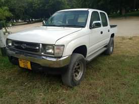 A picture of TOYOTA HILUX