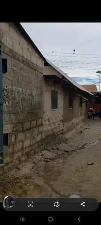 A picture of Nyumba inauzwa manzese uzurii ipo karibu na barabara kabisa